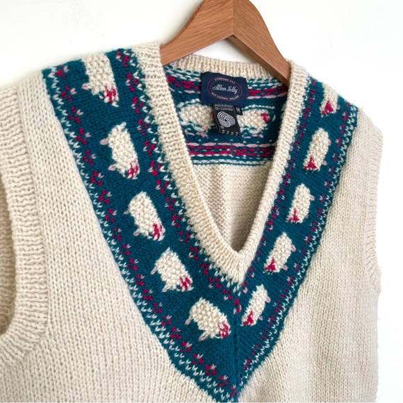 Vintage Lambswool Knit Vest w Sheep Lamb Detail M Medium Allen Solly England - Picture 2 of 8